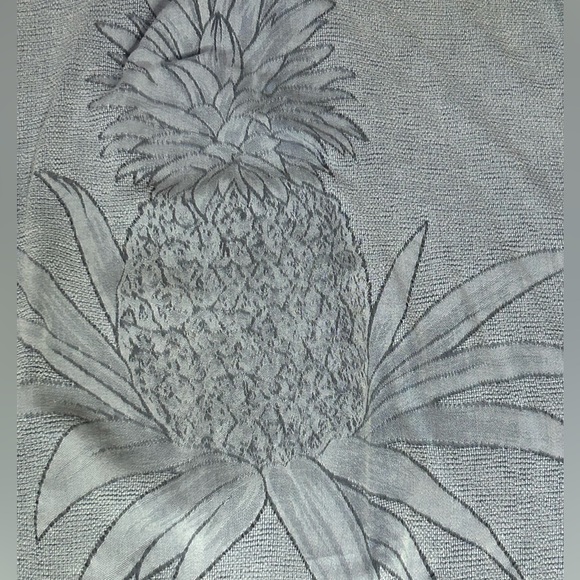 Tommy Bahama Pineapple size: Large - Picture 5 of 5